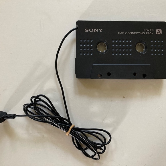 SONY Car Battery Cord with Car Cassette Adaptor DCC-EC34CP/Excellent Pre-Owned! - Picture 3 of 3